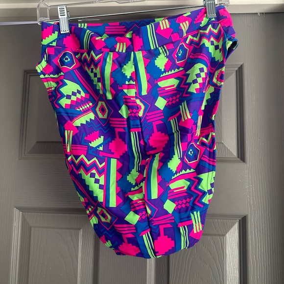 Diva Kurves 2pc Plus Size (XL) Bathing Suit. Aztec Print. NWOT. Never worn. - Picture 2 of 5